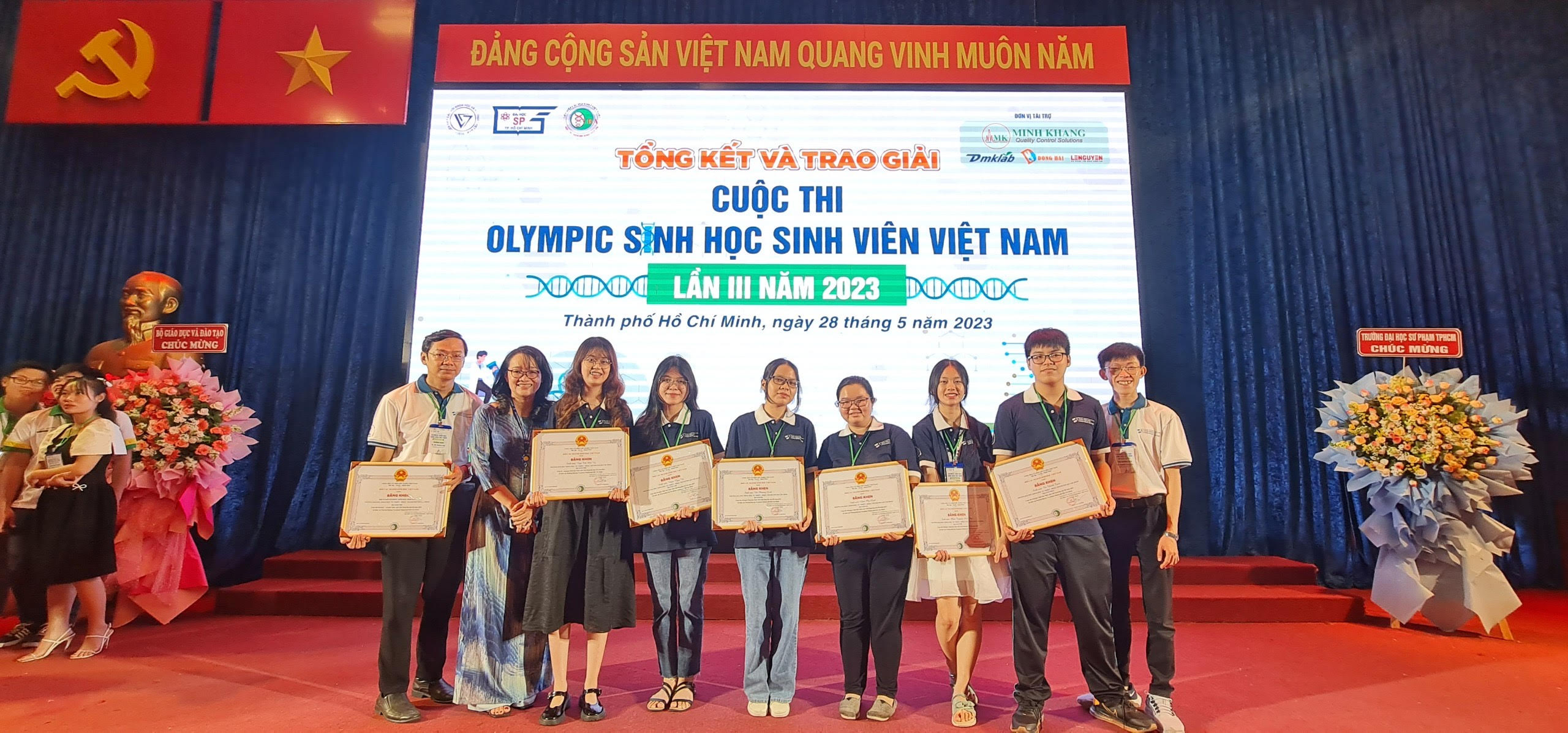 ĐỘI TUYỂN TRƯỜNG ĐẠT GIẢI NHÌ TOÀN ĐOÀN TẠI HỘI THI OLYMPIC SINH HỌC SINH VIÊN TOÀN QUỐC 2023